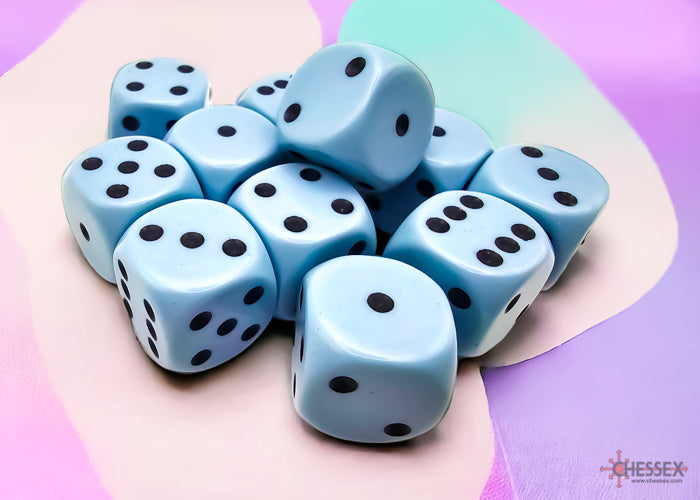 Dés Chessex - 12D6 Opaques bleus pastel/noirs - Achat en ligne